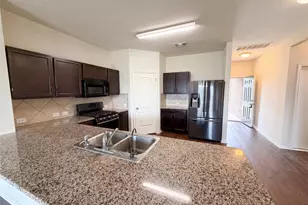 706 Luna Vista Dr, Hutto, TX 78634 - Photo 7
