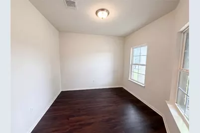 706 Luna Vista Drive, Hutto, TX 78634 - Photo 11