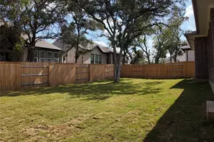 315 Seaside Sparrow Wy, Kyle, TX 78640 - Photo 33