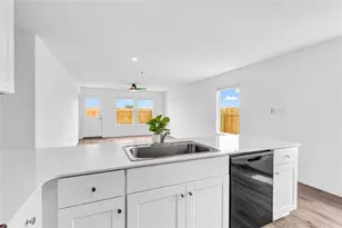 516 Rancho Del Cielo Loop, Jarrell, TX 76537 - Photo 17