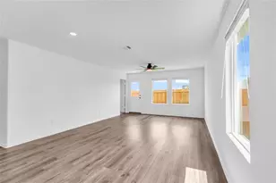 516 Rancho Del Cielo Loop, Jarrell, TX 76537 - Photo 11