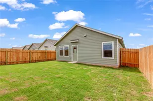 516 Rancho Del Cielo Loop, Jarrell, TX 76537 - Photo 31