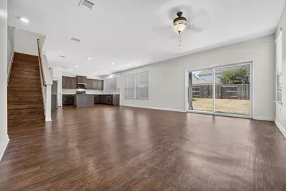 8013 Turnberry Lane, Austin, TX 78744 - Photo 7