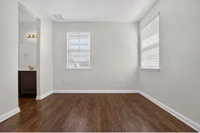 8013 Turnberry Lane, Austin, TX 78744 - Photo 31