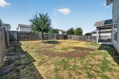 8013 Turnberry Lane, Austin, TX 78744 - Photo 37