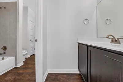 8013 Turnberry Lane, Austin, TX 78744 - Photo 29