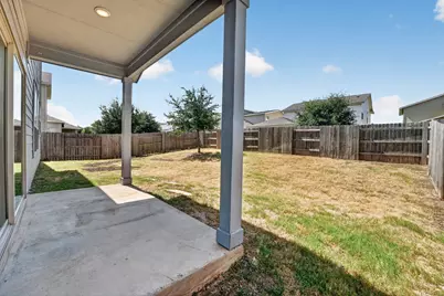 8013 Turnberry Lane, Austin, TX 78744 - Photo 35