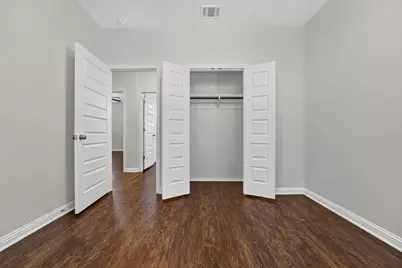 8013 Turnberry Lane, Austin, TX 78744 - Photo 19