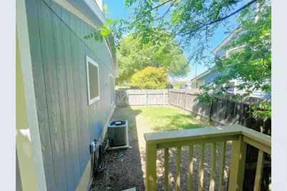 2003 Kenneth Avenue #A, Austin, TX 78741 - Photo 17