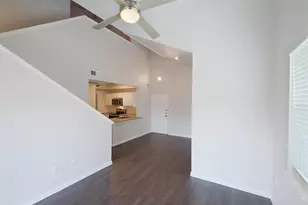 12215 Hunters Chase Dr, Austin, TX 78729 - Photo 5