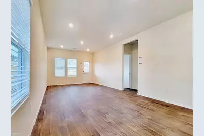 419 Sickle Loop, Uhland, TX 78640 - Photo 11