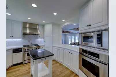 903 Vanguard Street, Lakeway, TX 78734 - Photo 33