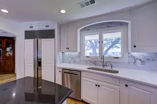 903 Vanguard St, Lakeway, TX 78734 - Photo 31