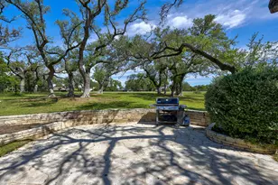 903 Vanguard St, Lakeway, TX 78734 - Photo 37