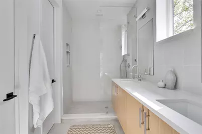 1118 W 7th Street #2B, Austin, TX 78703 - Photo 5