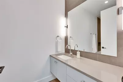 1118 W 7th Street #2B, Austin, TX 78703 - Photo 13