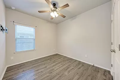 136 Finley Street, Hutto, TX 78634 - Photo 25