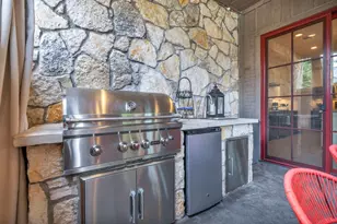 19404 Bold Venture Dr, Spicewood, TX 78669 - Photo 27