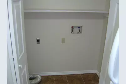 1701 Horseshoe Circle, Round Rock, TX 78681 - Photo 5