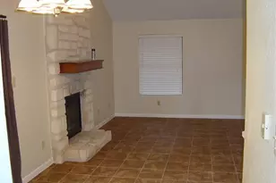 1701 Horseshoe Cir, Round Rock, TX 78681 - Photo 3