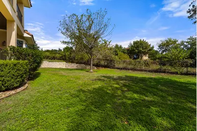 11600 Hunters Green Trail, Austin, TX 78732 - Photo 37