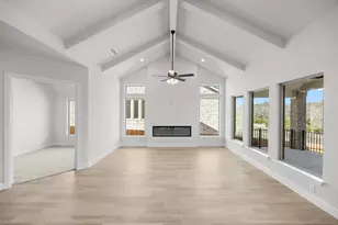 132 Meadow Beauty Ln, Georgetown, TX 78633 - Photo 3