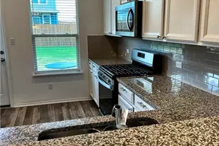 517 Goat Willow Ln, Georgetown, TX 78626 - Photo 3