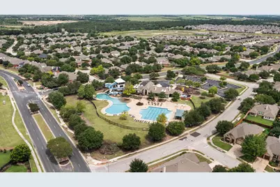 12410 Amber Lynn Path, Manor, TX 78653 - Photo 3