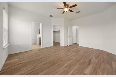 703 Liard River Road, Hutto, TX 78634 - Photo 9