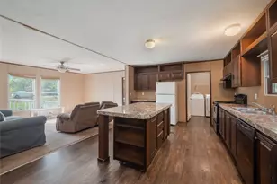 142 Hidden Oaks Loop, Elgin, TX 78621 - Photo 11