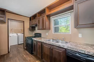 142 Hidden Oaks Loop, Elgin, TX 78621 - Photo 9