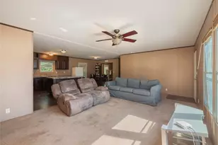 142 Hidden Oaks Loop, Elgin, TX 78621 - Photo 5