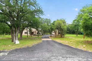 128 Mockingbird Ln, Georgetown, TX 78633 - Photo 5
