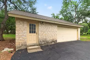 128 Mockingbird Ln, Georgetown, TX 78633 - Photo 25