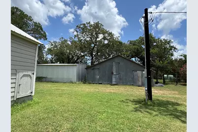 2443 East Old State Highway 71 Highway, La Grange, TX 78945 - Photo 17