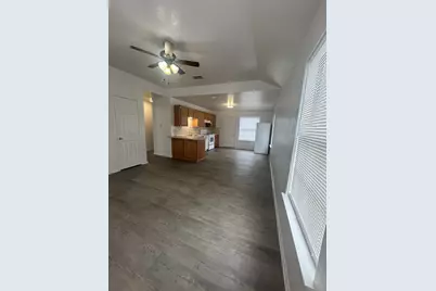 401-B Ave T Avenue T, Marble Falls, TX 78654 - Photo 3