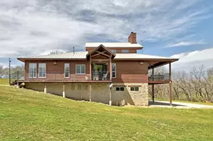 398 Redbird Ln, Kingsbury, TX 78638 - Photo 5