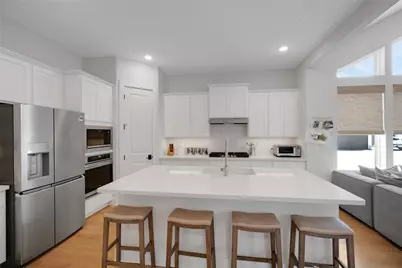 8806 Bestride Bend, Austin, TX 78744 - Photo 5