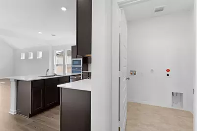 13801 Tucker Hedge Pass, Elgin, TX 78621 - Photo 9