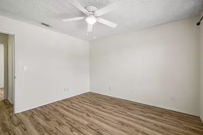 3008 Whisper Oaks Lane #B, Georgetown, TX 78628 - Photo 11