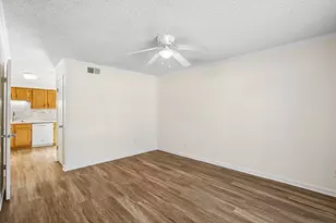 3008 Whisper Oaks Ln, Georgetown, TX 78628 - Photo 5