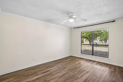 3008 Whisper Oaks Lane #B, Georgetown, TX 78628 - Photo 3