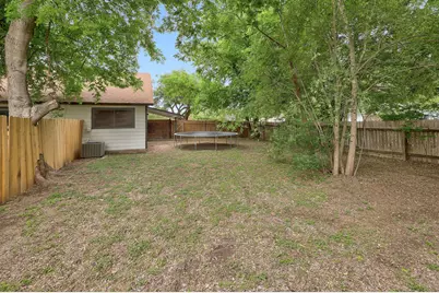 9901 Parliament House Road, Austin, TX 78729 - Photo 33
