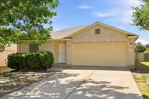338 Oxford Dr, Kyle, TX 78640 - Photo 3