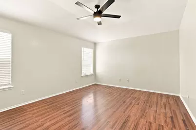 338 Oxford Drive, Kyle, TX 78640 - Photo 11