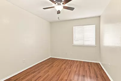 338 Oxford Drive, Kyle, TX 78640 - Photo 17