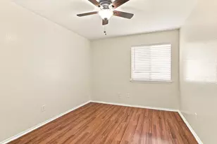 338 Oxford Dr, Kyle, TX 78640 - Photo 17