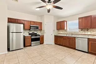 338 Oxford Dr, Kyle, TX 78640 - Photo 1