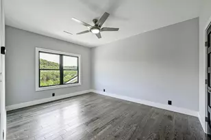 304 Spring Hollow Dr, Bertram, TX 78605 - Photo 31