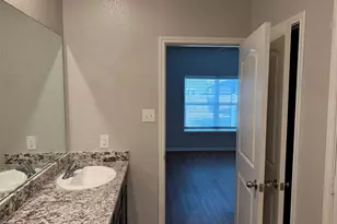 105 Declaration Ln, Liberty Hill, TX 78642 - Photo 5